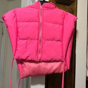 Hooded half puffer coat